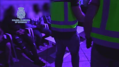 Varias de las personas detenidas por la Policía Nacional en Almería.