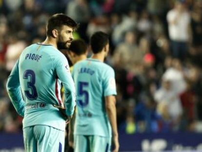 Técnico y jugadores del Barcelona lamentan perder la condición de invicto en la Liga por fallos “de tensión y de organización”