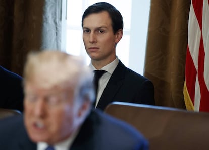 Kushner detrás de Trump, en un acto el pasado noviembre