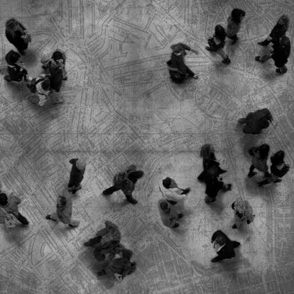 Fragmento de la obra <i>7 mochilas.estación Atocha</i> (2008), del artista ecuatoriano Tomás Ochoa.