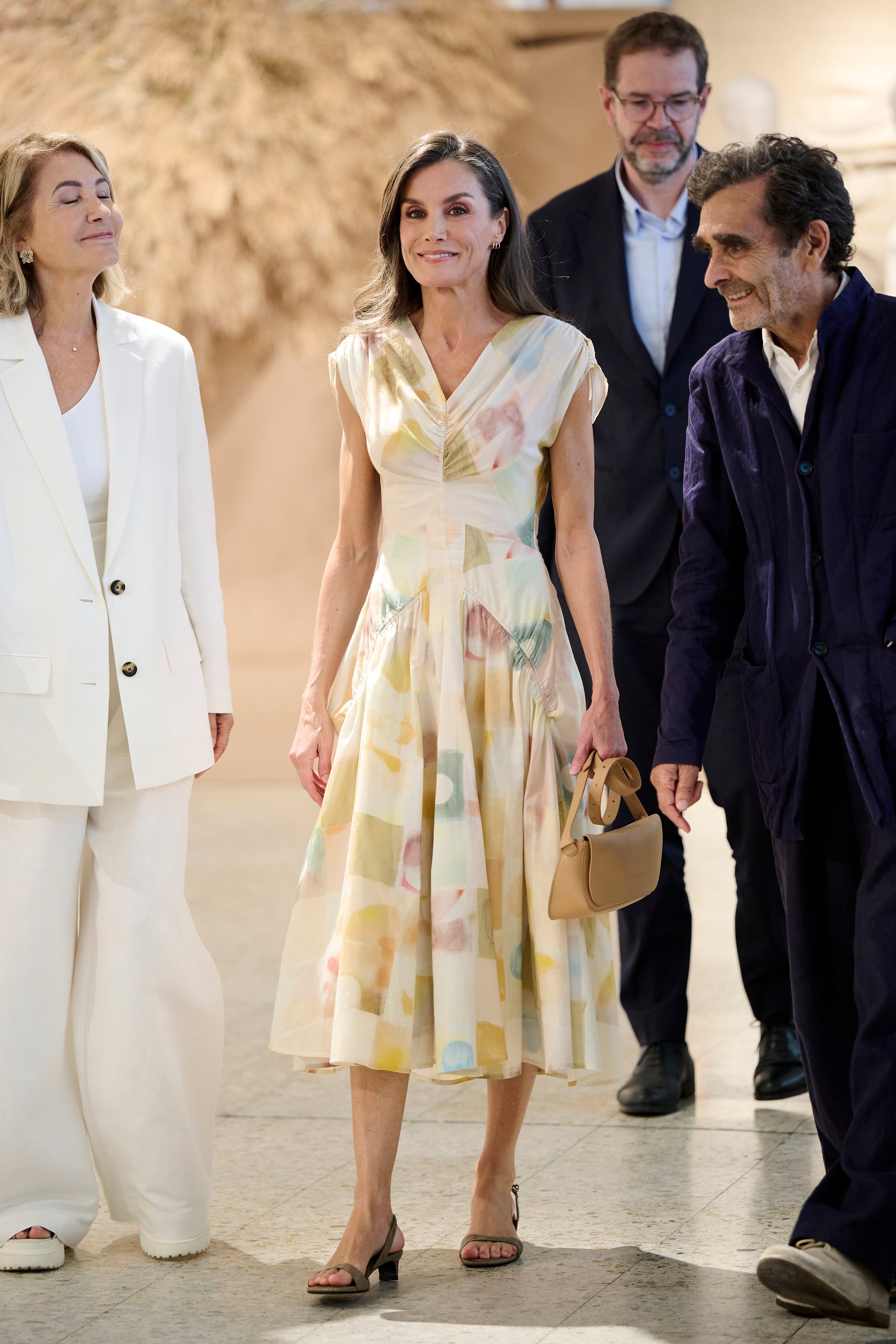 La fidelidad de Letizia a Adolfo Domínguez: cómo la Reina se convirtió en la mejor embajadora de la firma gallega