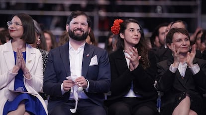 El presidente de Chile, Gabriel Boric, y su pareja, Paula Carrasco, el pasado mes de septiembre.