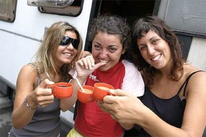 Unas amigas italianas, a su paso por San Sebastián.