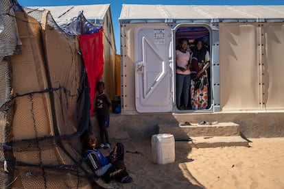 Campamento de Khar Yalla, a diez kilómetros de la costa. Muy lejos para los 10.000 desplazados por el avance del mar que se refugian en ese campo y que se dedican predominantemente a la pesca. 