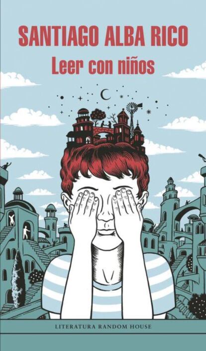 "Sobre este libro pesa un malentendido desde que apareció por primera vez en 2007. Un feliz malentendido, pues habrá hecho caer en él a lectores que de otra forma quizás no se habrían acercado a un texto radicalmente político. Un malentendido que se acentúa en esta nueva edición gracias a la portada de Miguel Brieva y al nuevo prólogo. El malentendido es pensar que Leer con niños va de eso: de leer con niños, de la importancia de la lectura y lo maravilloso que es compartirla con los hijos. Algo de eso hay, sin duda, pero es solo un punto de partida desde el que levantar una propuesta de resistencia anticapitalista. Si empiezo por deshacer la confusión es precisamente para advertir a aquellos otros lectores que quizás no se acercarían a un libro que parece tratar sobre lectura infantil. Sí, Alba Rico empieza por contarnos su experiencia de lectura compartida con sus hijos, Juan y Lucía, desde el nacimiento hasta su adolescencia. Tras comprobar que ante el llanto inconsolable de un bebé funciona mejor la Divina Comedia que, pongamos, el método Estivill, inicia con sus hijos una insólita rutina de lecturas, que incluye clásicos como Cervantes, Homero o Stevenson, pero también autores tan poco infantiles como Dostoievski, Joyce o Canetti, todos leídos en voz alta. Como suele decirse en las exhibiciones acrobáticas, no lo intenten en casa". Por ISAAC ROSA