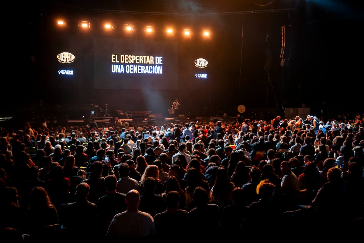 El Despertar: la derecha joven que impacta en las redes congrega a más de 6.000 fieles en Madrid