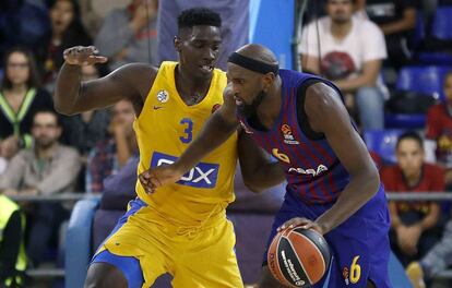 Singleton forcejea con O'Bryant.