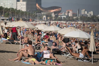 La Barceloneta, el barrio mar&iacute;timo de Barcelona, ten&iacute;a una poblaci&oacute;n pobre y ahora las viviendas est&aacute;n a precio de oro. 