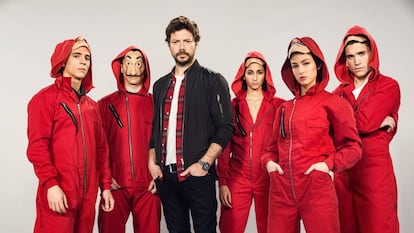 De izquierda a derecha los actores protagonistas de 'La casa de papel': Miguel Herrán, Álvaro Morte, Alba Flores, Úrsula Corberó e Jaime Lorente.