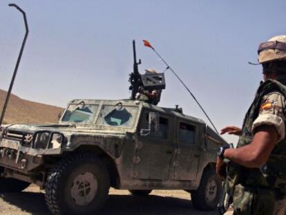 Convoy de vehículos militares españoles en Afganistán.