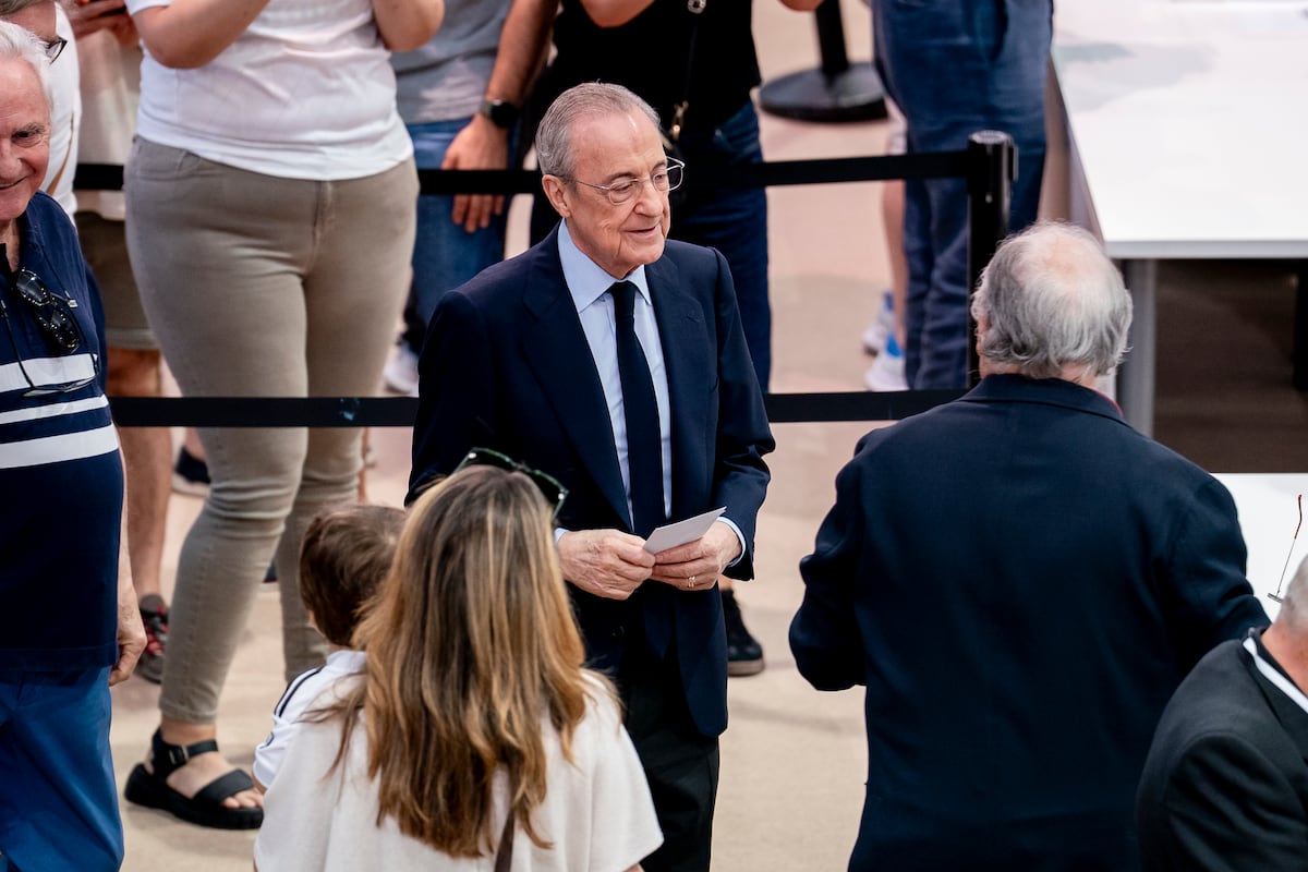 Florentino Pérez derrota a Enrique Riquelme y será presidente del Real Madrid hasta 2030