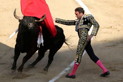 El torero Enrique Ponce, en la plaza de Acho (Lima), el pasado 5 de noviembre.