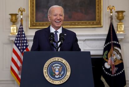 Joe Biden da una conferencia de prensa en el Comedor de Estado de la Casa Blanca en Washington (EE UU), el 31 de mayo.