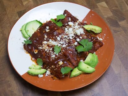 Enchiladas de pollo: la receta mexicana para todos los públicos