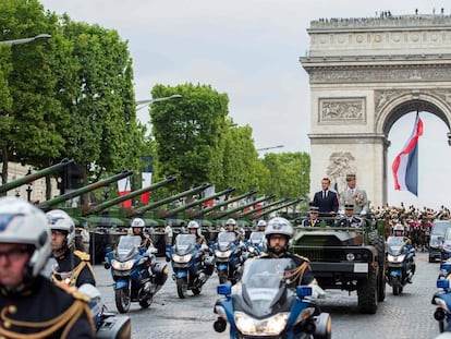 Macron durante o tradicional desfile militar do 14 de julho em Paris.