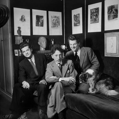 Serge Reggiani, Jean Cocteau y Jean Marais, en  París en 1941.