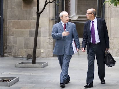 El president de la Generalitat, José Montilla (esquerra), i el conseller de Medi Ambient, Francesc Baltasar, el 2010.