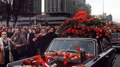 Entierro de los abogados asesinados en la matanza de Atocha (Madrid), en enero de 1977.