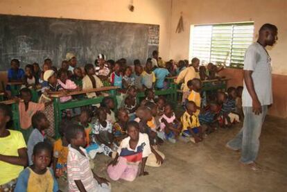 Alumnos del colegio del poblado de Saya, en la región de Yatenga, al norte de Burkina Faso.