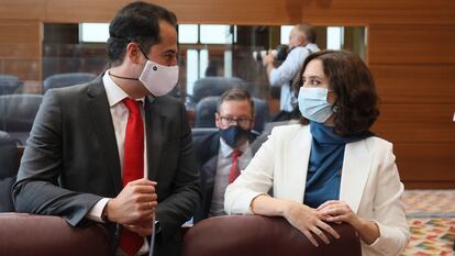 Ignacio Agüado junto a Isabel Díaz Ayuso en el Debate del estado de la región en la Asamblea de Madrid.
KIKE PARA.