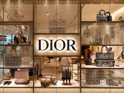 Tienda de Christian Dior, de LVMH, en París.
