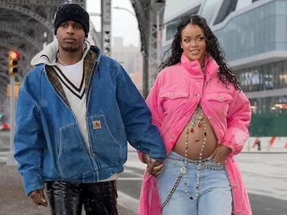 A través de estas fotos, Rihanna y A$AP Rocky han querido controlar la narrativa de la noticia de su embarazo sin que lo parezca.