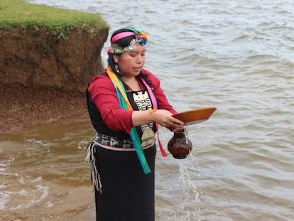 Indígena mapuche de Chile, una de las 16 etnias que estarán representadas durante la ceremonia de inauguración de Expotural.