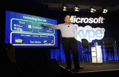 El consejero delegado de Microsoft, Steve Ballmer, en la presentación de la integración de Skype en Microsoft en mayo de 2011.