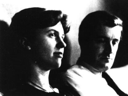 Ted Hughes y Silvia Plath, en 1959.