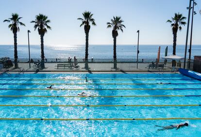 Una de las piscinas en las que entrena de lunes a jueves el grupo de aguas abiertas del Club Natació Atlètic-Barceloneta.