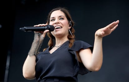 La cantante Leire Martínez, en el Arenal Sound, el 5 de agosto de 2022.