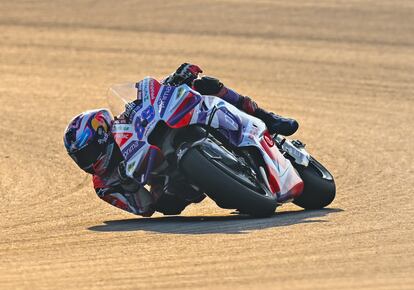 Jorge Martín rueda en el circuito del GP de Qatar.