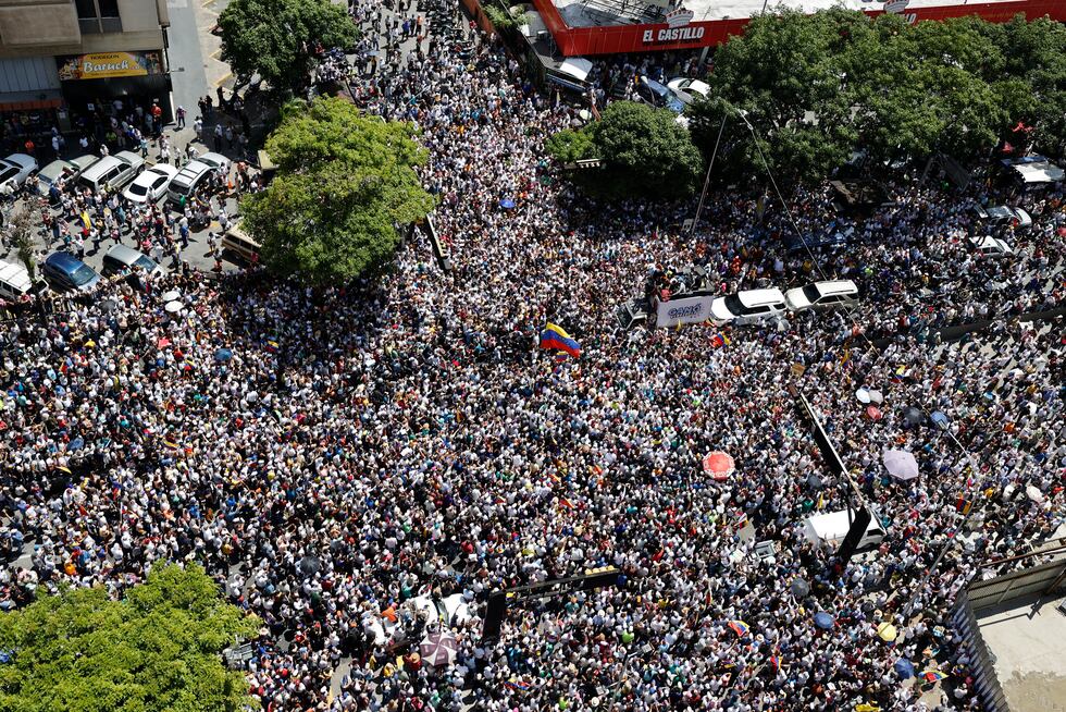Marcha en Caracas: La oposición venezolana sale a la calle ante un gran ...