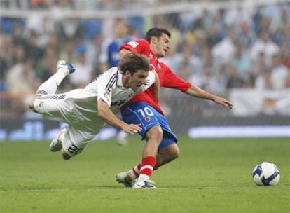 Huiguaín cae ante Moreno.