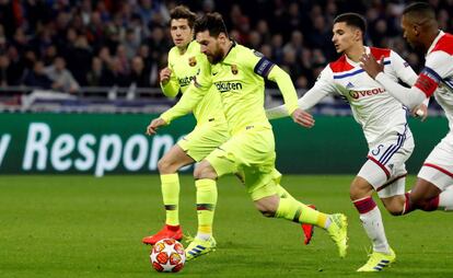 Messi, ante el Lyon.