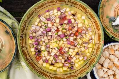 Gazpacho a la antigua. Óleo sobre lienzo