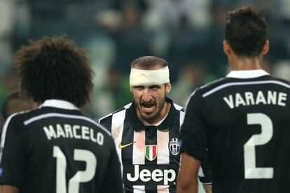 Chiellini celebra la victoria ante Marcelo y Varane