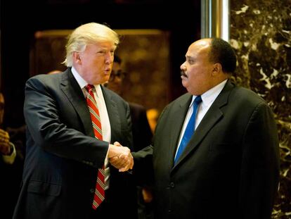 Trump com Martin Luther King III, na segunda-feira em Nova York.