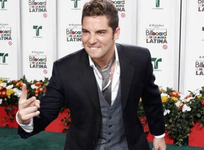 Bisbal, a su llegada a la ceremonia de entrega de los Premios Billboard a la Música Latina en el Bank United Center de Florida, en Miami. El cantante actuó en la gala, aunque no se llevó ningún premio.