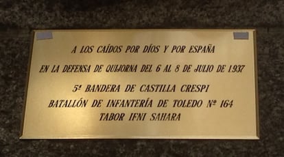 Detalle del contenido de la placa que había en el monolito.