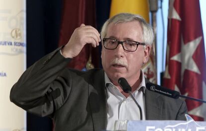 El secretario general de CC OO, Fernández Toxo, durante su intervención esta mañana.