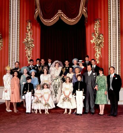 Foto de familia del día de la boda entre Lady Di y el príncipe Carlos, el 29 de julio de1981.