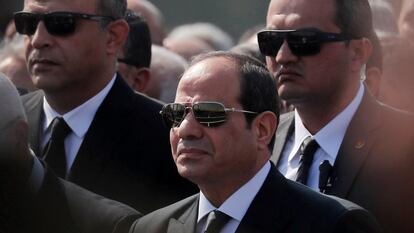 El presidente egipcio Abdelfatá al Sisi en el funeral del antiguo presidente Hosni Mubarak en febrero pasado, en el El Cairo.