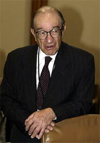 El presidente de la Reserva Federal, Alan Greenspan, ayer en Washington.