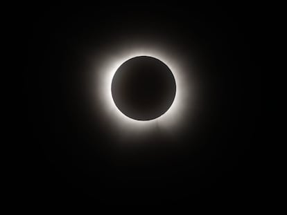 Vista del eclipse solar desde la ciudad de Torreón, Coahuila, el 8 de abril de 2024.