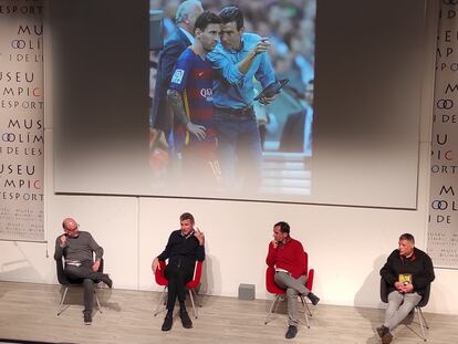 El exportero y entrenador Juan Carlos Unzué, en la presentación de su libro 'Juan Carlos Unzué. Una vida plena', en el Museu Olímpic de Barcelona.