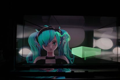 Escenario de 'The End', con Hatsune Miku en primer término.