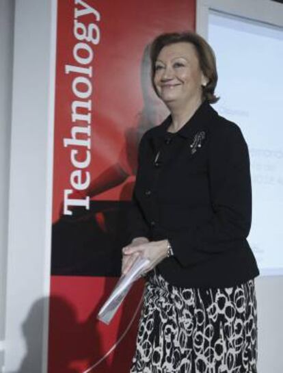 La presidenta de Aragón, Luisa Fernanda Rudi, durante la clausura de la jornada "Aragón, una Comunidad para invertir. Competitividad y crecimiento", organizada por la Asociación para el Progreso de la Dirección (APD) y Deloitte, en la que participan Telefónica y General Motors España.