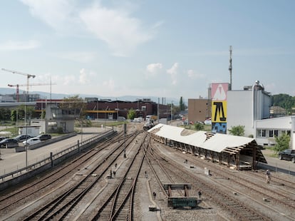 Vista general del Pabellón Basilea proyectado por Isla en el barrio de Dreispitz.