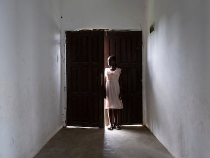 Un fotograma de la película 'La escuela del bosque', de la periodista y documentalista Emanuela Zuccalà.